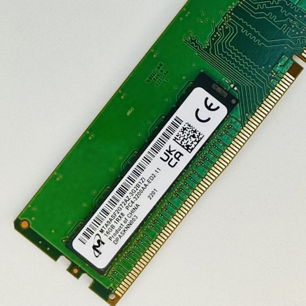Memoria Micron DDR4-3200 U-Dimm 16GB - MTA9ASF2G72AZ-3G2B1R